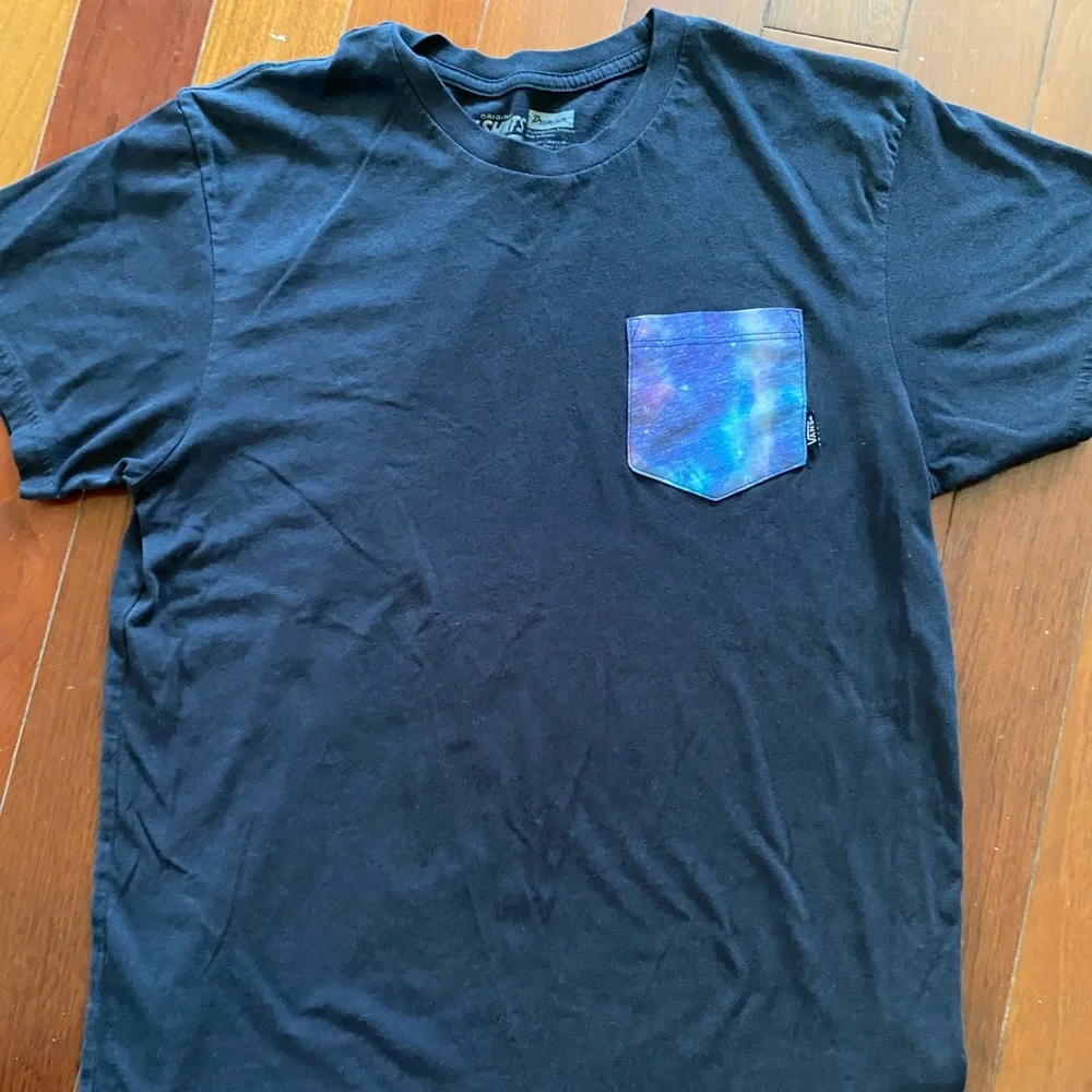 Vans Premium Original Black T-shirt With Tye Dye Pocket Size Medium - Picture 1 of 5